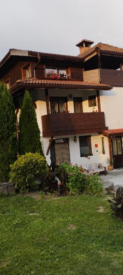 Къща За Гости Джонсън Ribarica Exterior foto